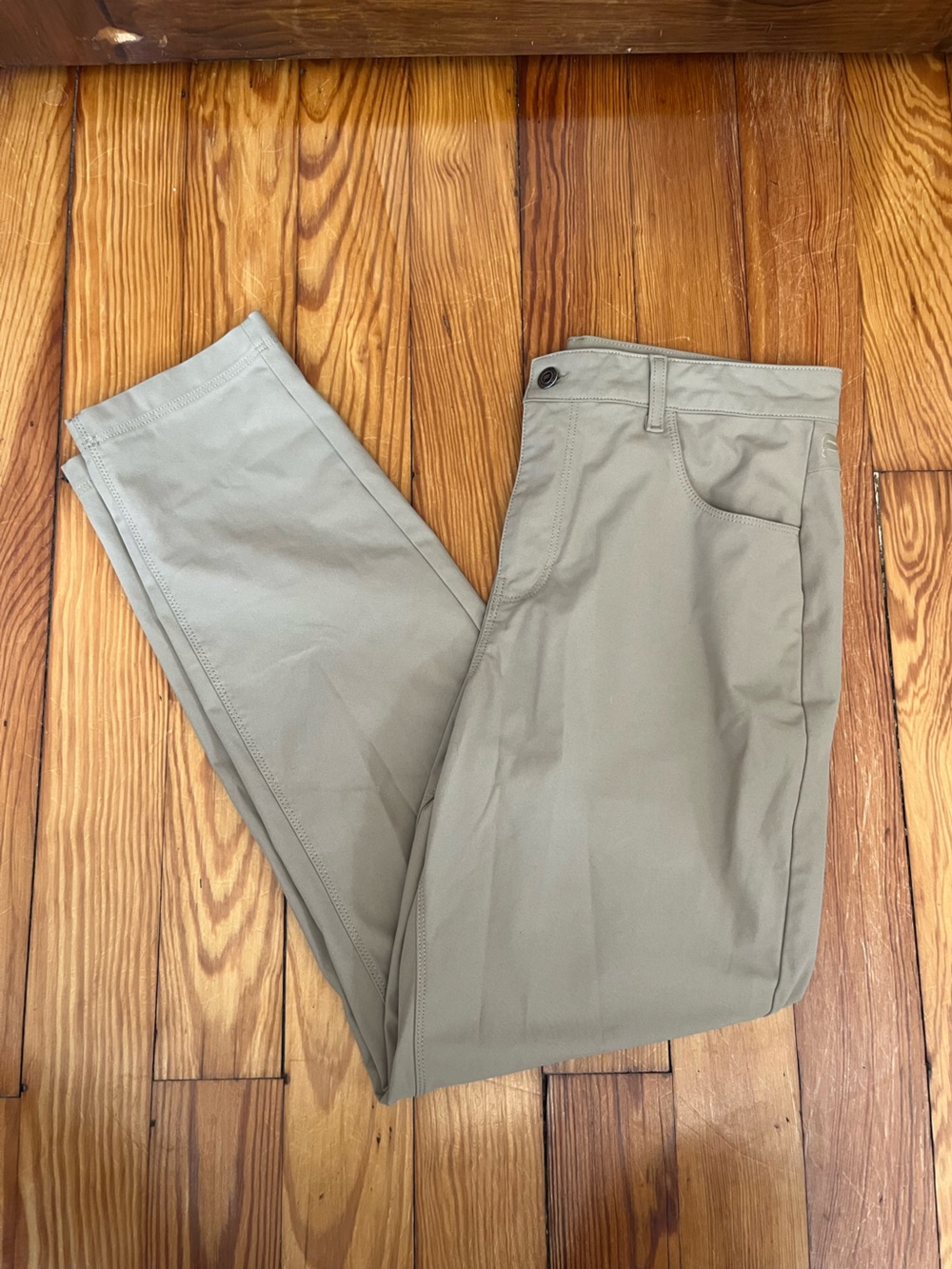 Fableticd Men's Chino Pants in Light Khaki